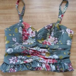 B.O.G collective floral crop top